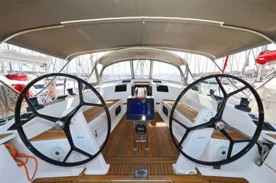 Hanse 415 2
