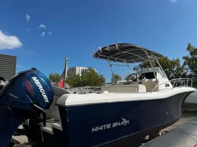 White Shark 268 2