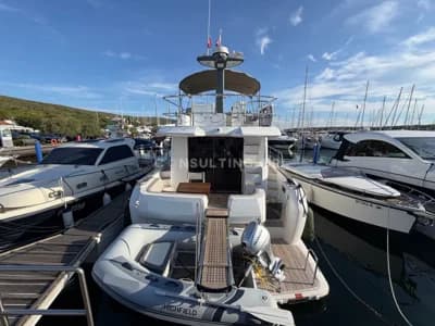 Azimut Magellano 43 2