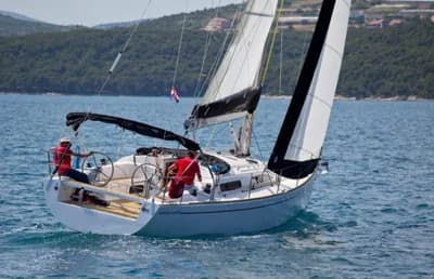 Salona 41 2