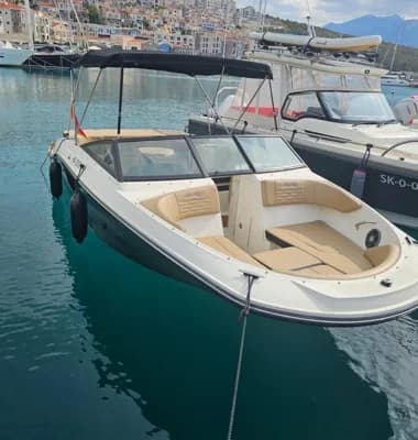 Sea Ray 210 SPX 2