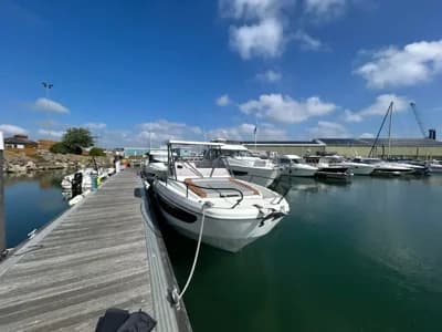 2023 Beneteau Flyer 9 Sundeck Boat for Sale in Poole 2