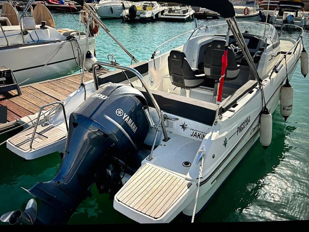 Jeanneau Cap Camarat 7.5 WA Serie 2