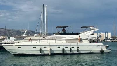 FERRETTI 620 2