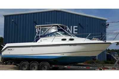 2001 Boston Whaler 28 Conquest | 30.7 ft 2