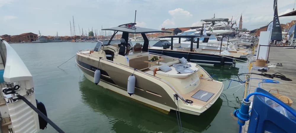 Invictus GT320