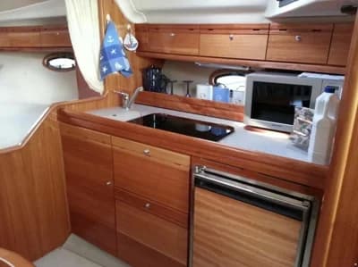 Bavaria 32 Sport 3