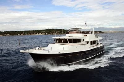 Selene 62 2