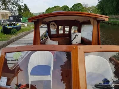1933 Gibbs Day Launch Boat for Sale in Lower Basildon 4