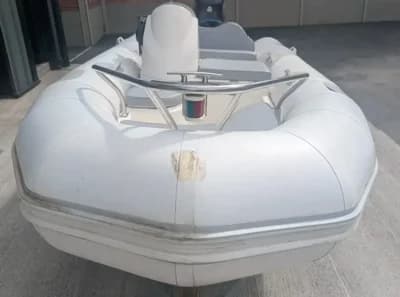 2004 Zodiac Yachtline 420 DL Boat for Sale in Salcombe 3
