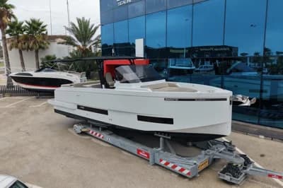 2024 De Antonio Yachts D32 | 9m 2