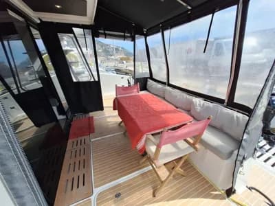 2019 Fountaine Pajot Motor Yacht 37 | 36.1 ft 3