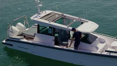 Axopar 29 XC Cross Cabin 3