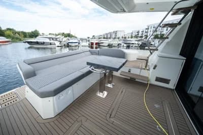 Prestige 520 Fly 2