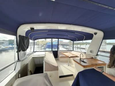 1990 Viking 63 Motor Yacht | 63 ft 3