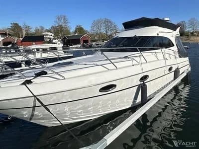 Galeon 330 Fly 2