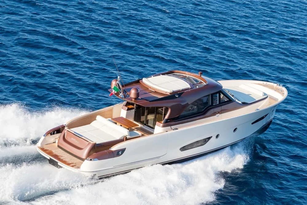 2018 Custom Solaris Power 57 | 57.4 ft