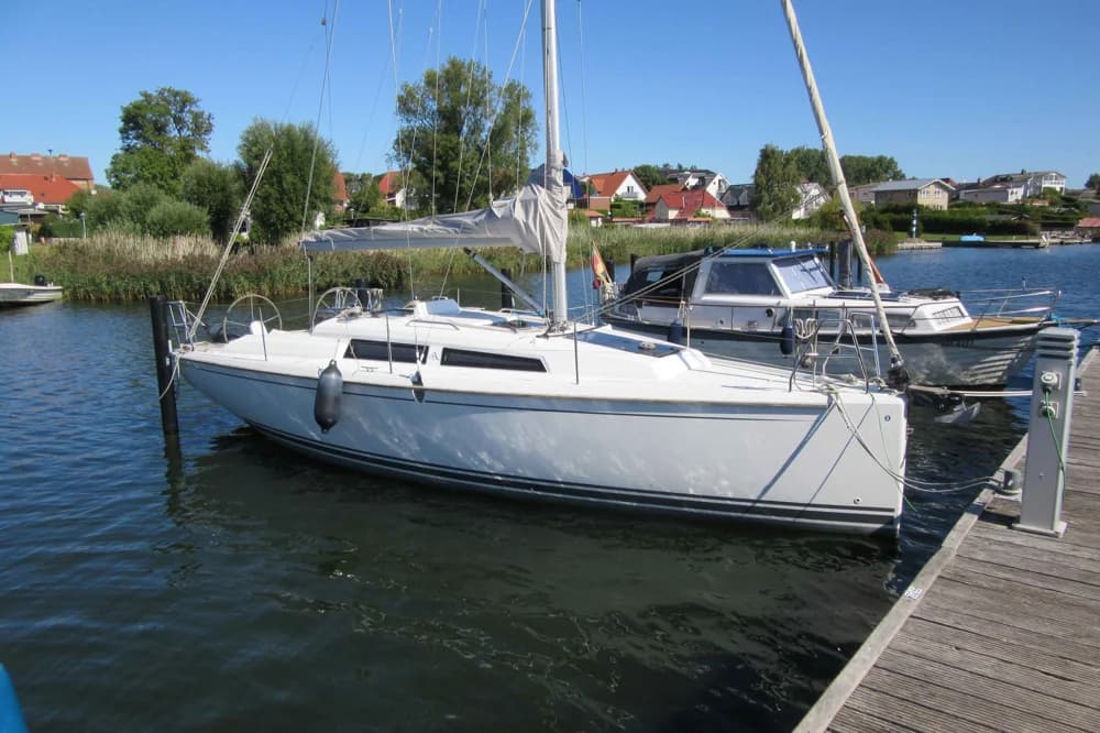 2018 Hanse 315 | 31.6 ft