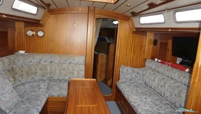 Hallberg Rassy 42 F MK I 3