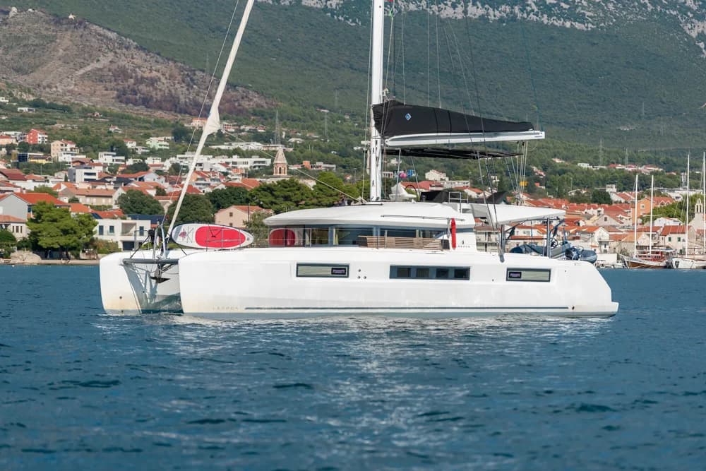 2019 Lagoon 50 Boat for Sale in At request
