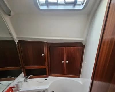 1999 Bavaria 42 Boat for Sale in op de wal bij Delta Yacht 3