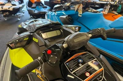 Sea-Doo RXP-X 325 2