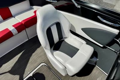 Glastron GTS 185 3