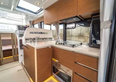Delphia 11 Sedan, 2026 NEW BOAT 5
