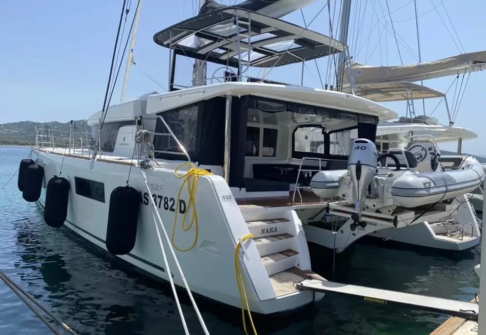 2020 Lagoon 52 F | 15m
