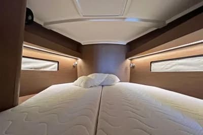 2023 Beneteau Oceanis 40.1 3