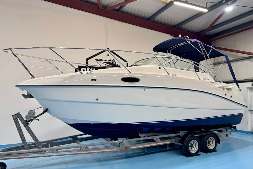 Sealine S23 Sports Cruiser