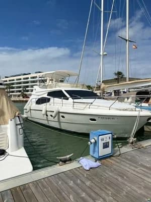 Ferretti 480 2