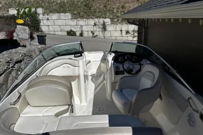 Sea Ray 200 Sundeck 2