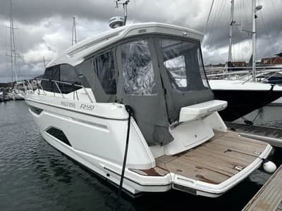 Bavaria R40 Coupe 4
