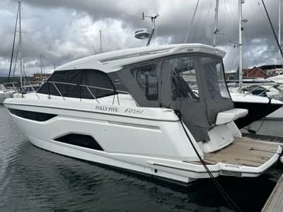 Bavaria R40 Coupe 5