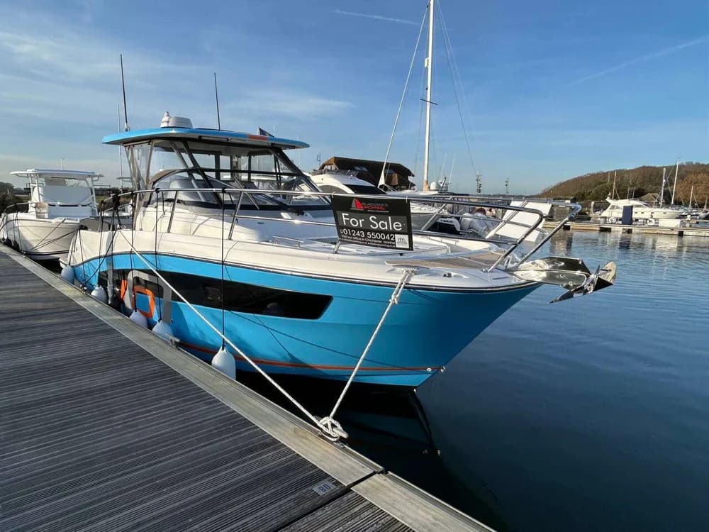 Jeanneau Cap Camarat 10.5 WA Serie 2