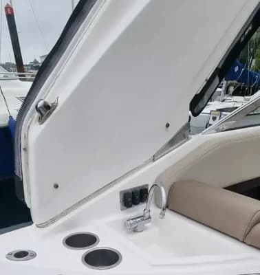 2015 Regal 28 Express Boat for Sale in Plymouth 3