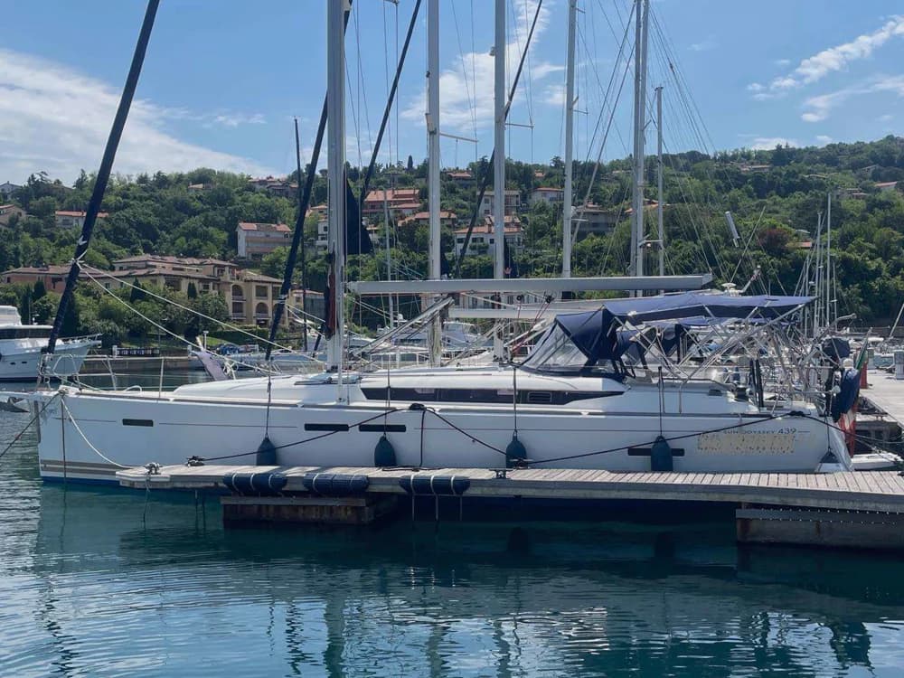 JEANNEAU SUN ODYSSEY 439