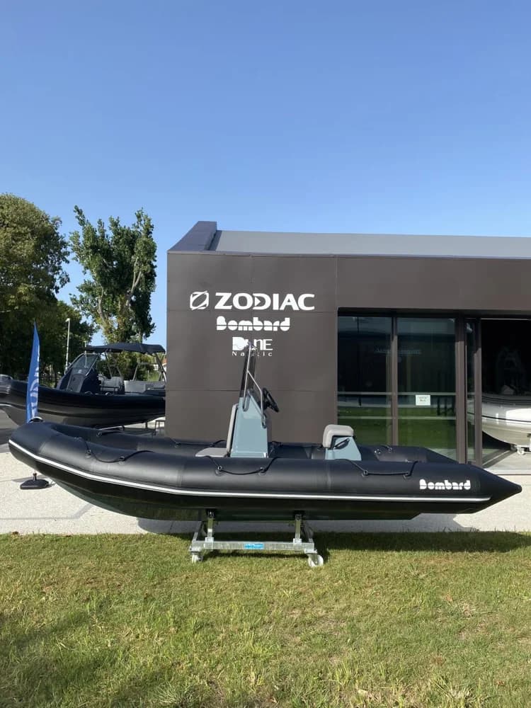 Bombard Explorer 550