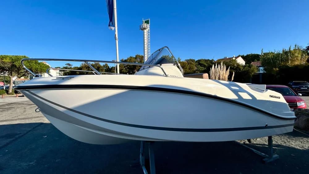 Quicksilver Activ 505 Open