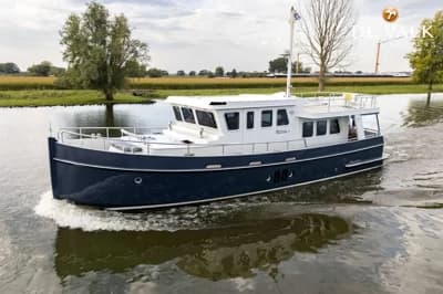 Steeler Explorer 50 Pilothouse 2