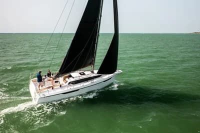 Northman Maxus 31 | Family cruising and regatta 2