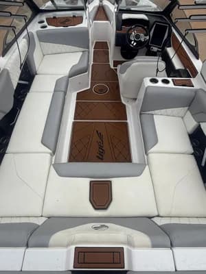 2021 Tigé Z3 5