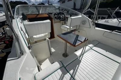 Sealine 210 Senator 2