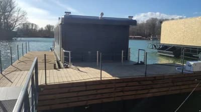 HOUSEBOAT SCHAB CAT 15x4,35 5