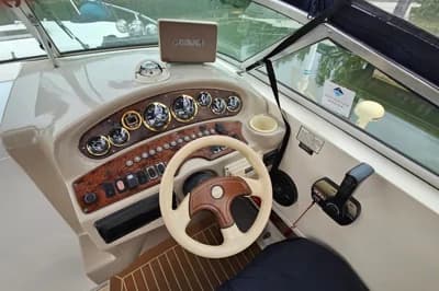 Rinker Fiesta Vee 242 2