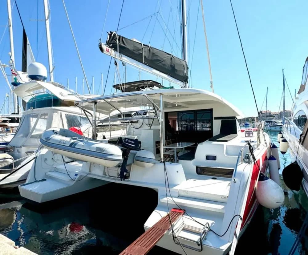 2019 Lagoon 42 Boat for Sale in At request