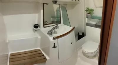 2006 Beneteau Oceanis 323 Boat for Sale in Mallorca 4