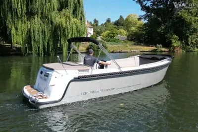 Corsiva 650 Tender 3