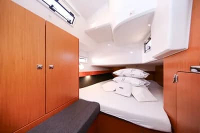 2017 Bavaria Cruiser 41S Boat for Sale 3